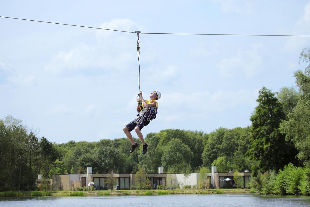 ホテル Center Parcs Heijderbos Limburg-Weeze Heijen エクステリア 写真